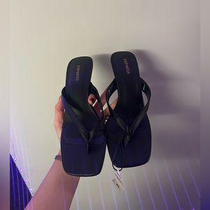 Express shoes. Size 9. New